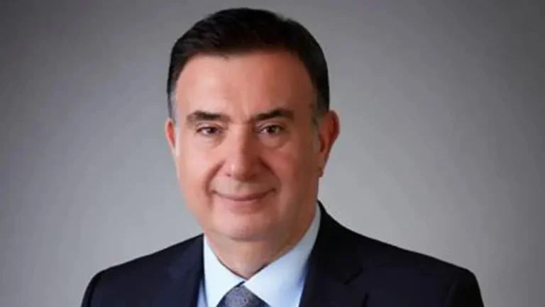 Cahit Çınar