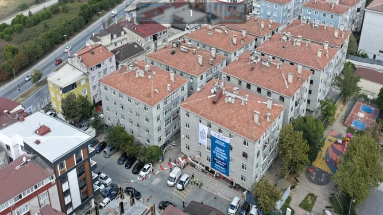 sultangazide-kentsel-donusum-basladi-170-daire-yikiliyor-herv